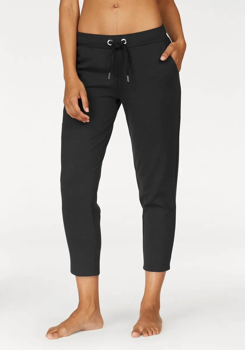 Брюки для отдыха LASCANA длиной 7/8, костюм для отдыха, черный
Брюки для отдыха LASCANA длиной 7/8, костюм для отдыха, черный