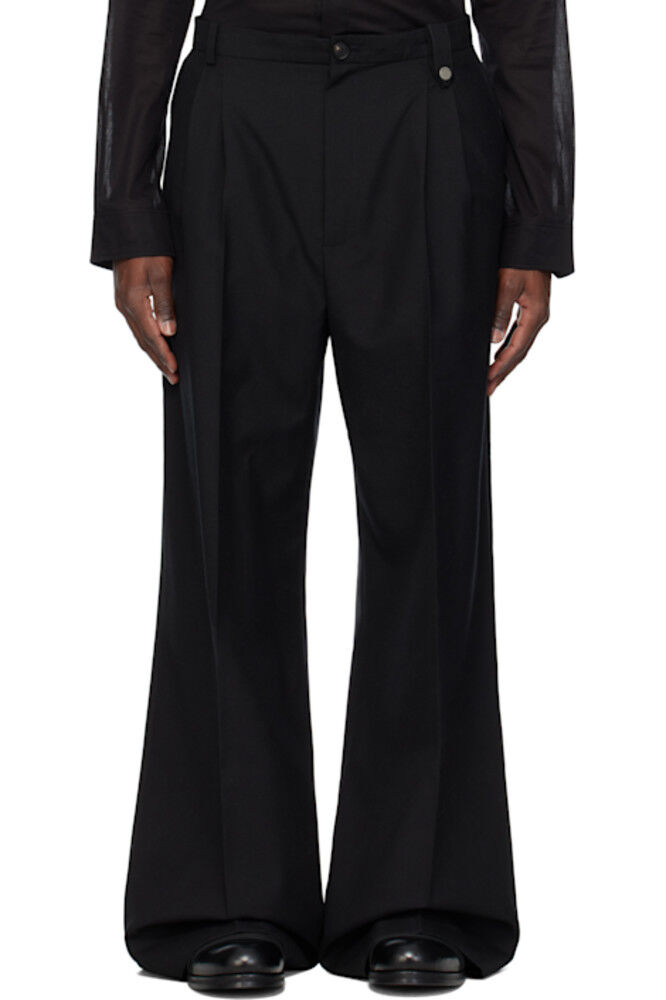 Черные брюки со складками EGONlab
Черные брюки со складками EGONlab