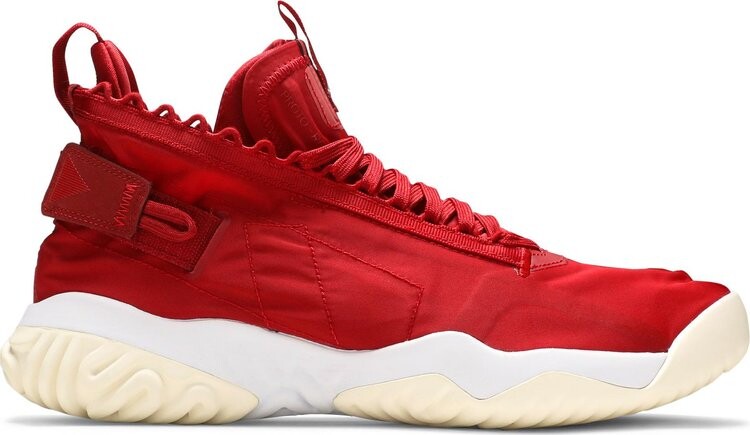 Кроссовки Jordan Proto React University Red, красный
Кроссовки Jordan Proto React University Red, красный