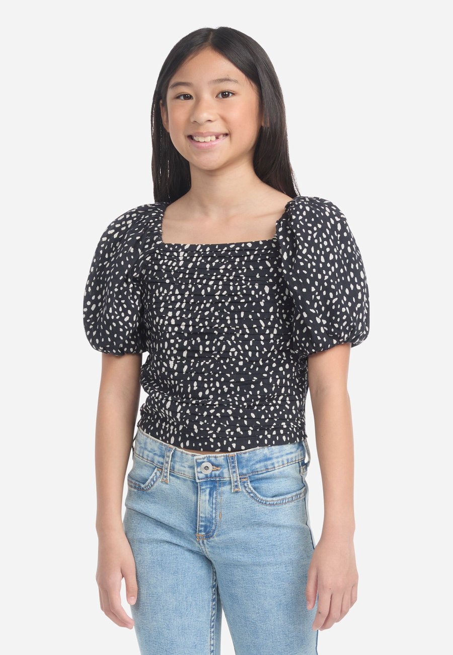 Блуза Abercrombie & Fitch EMERSON PUFF SLEEVE TOP, Anthracite/Dark Blue
Блуза Abercrombie & Fitch EMERSON PUFF SLEEVE TOP, Anthracite/Dark Blue