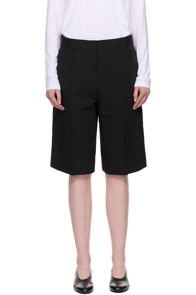 Укороченные шорты по фигуре Toteme, черный
Укороченные шорты по фигуре Toteme, черный