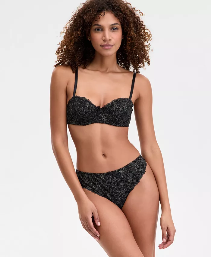 Женские кружевные стринги I.N.C. International Concepts, черный
Женские кружевные стринги I.N.C. International Concepts, черный