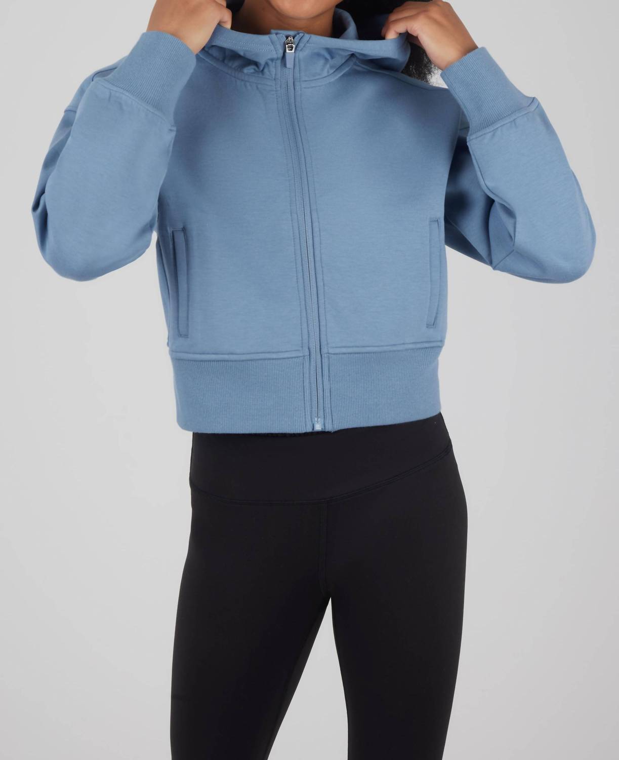 Женская куртка Scuba на молнии в цвете Coronet Blue 90 Degree by Reflex
Женская куртка Scuba на молнии в цвете Coronet Blue 90 Degree by Reflex