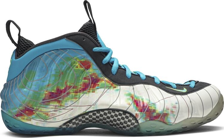 Кроссовки Nike Air Foamposite One PRM 'Weatherman', белый 
Кроссовки Nike Air Foamposite One PRM 'Weatherman', белый