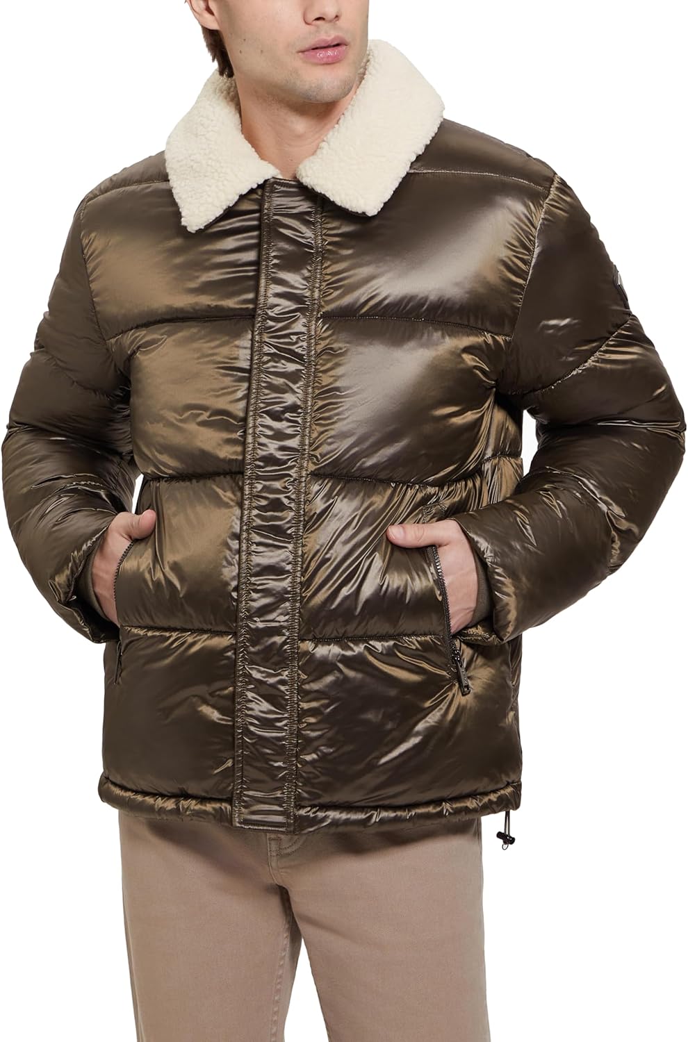 Мужская куртка GUESS Cassidy стеганая пуховик, Olive Morning Multi
Мужская куртка GUESS Cassidy стеганая пуховик, Olive Morning Multi