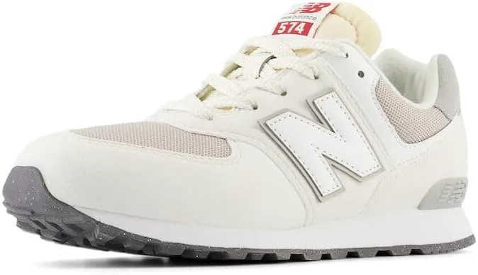 Кроссовки New Balance Kids' 574 V1 на шнуровке, белый
Кроссовки New Balance Kids' 574 V1 на шнуровке, белый