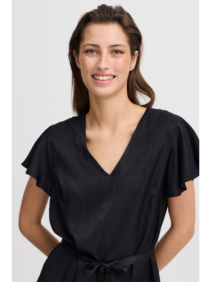 B. young Платье BYITILDA, стандартный крой, черное
B. young Платье BYITILDA, стандартный крой, черное