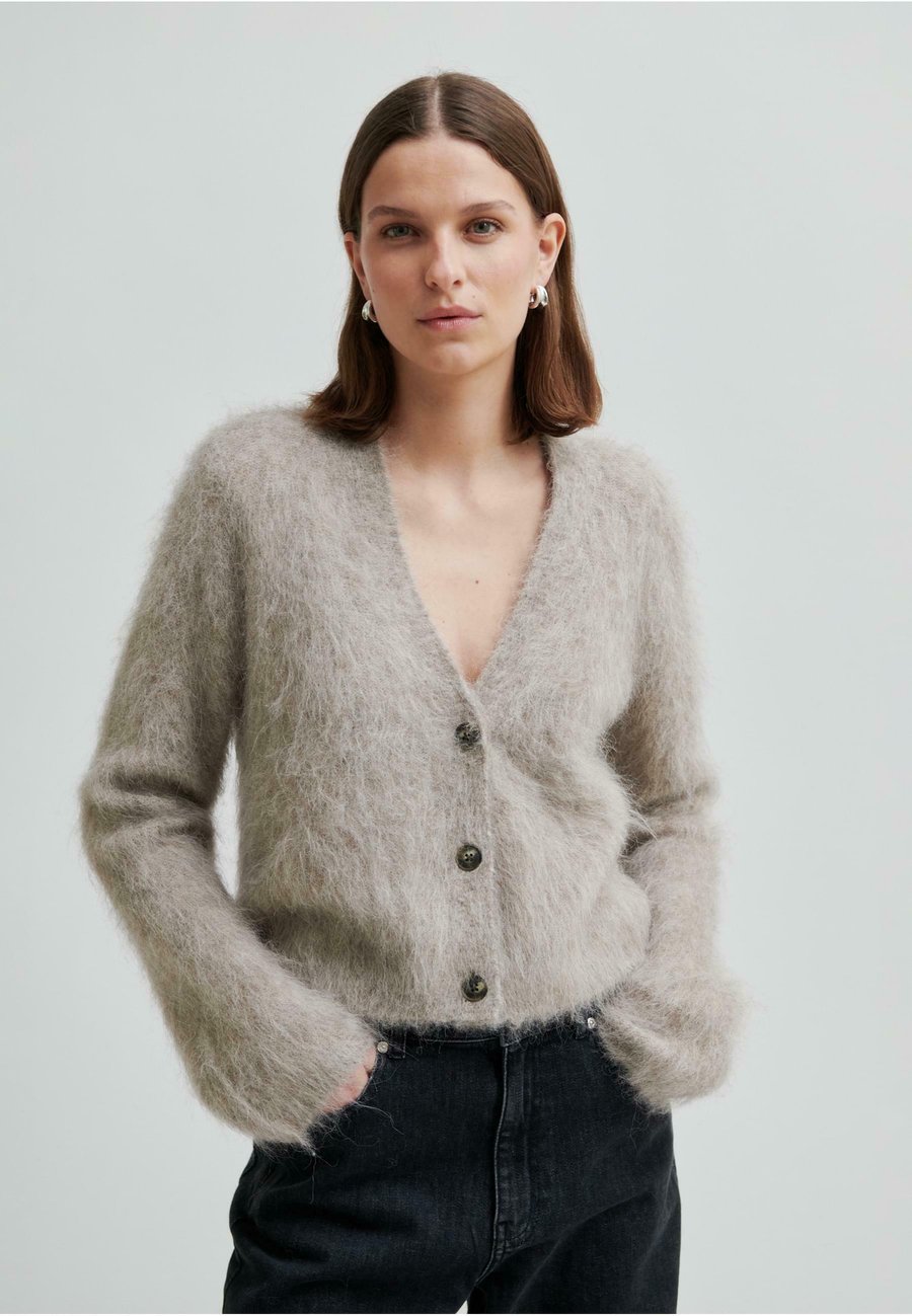 Кардиган Second Female KARLA, Pumice Stone/Grey
Кардиган Second Female KARLA, Pumice Stone/Grey