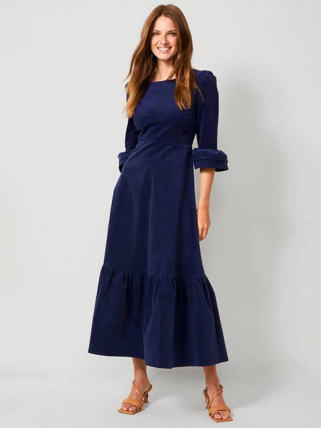 Виктория платье миди из вельвета с круглым вырезом Aspiga, Atlantic Blue
Виктория платье миди из вельвета с круглым вырезом Aspiga, Atlantic Blue