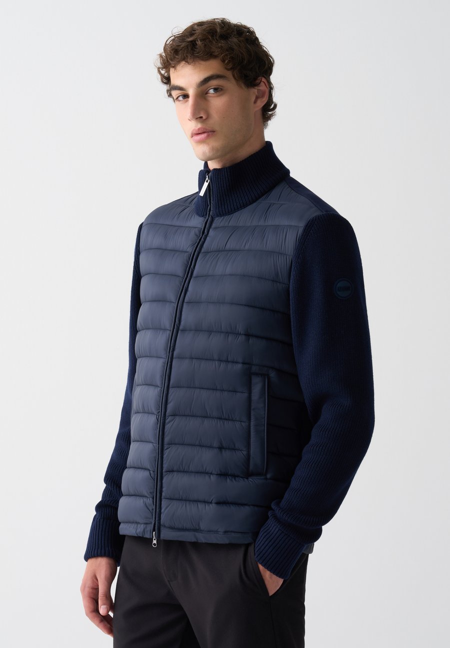 Куртка Colmar Originals ZIPPED, Dark Blue
Куртка Colmar Originals ZIPPED, Dark Blue