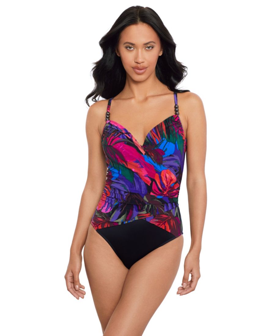 Женский летний слитный купальник Lovin Louise Magicsuit, Summer lovin
Женский летний слитный купальник Lovin Louise Magicsuit, Summer lovin