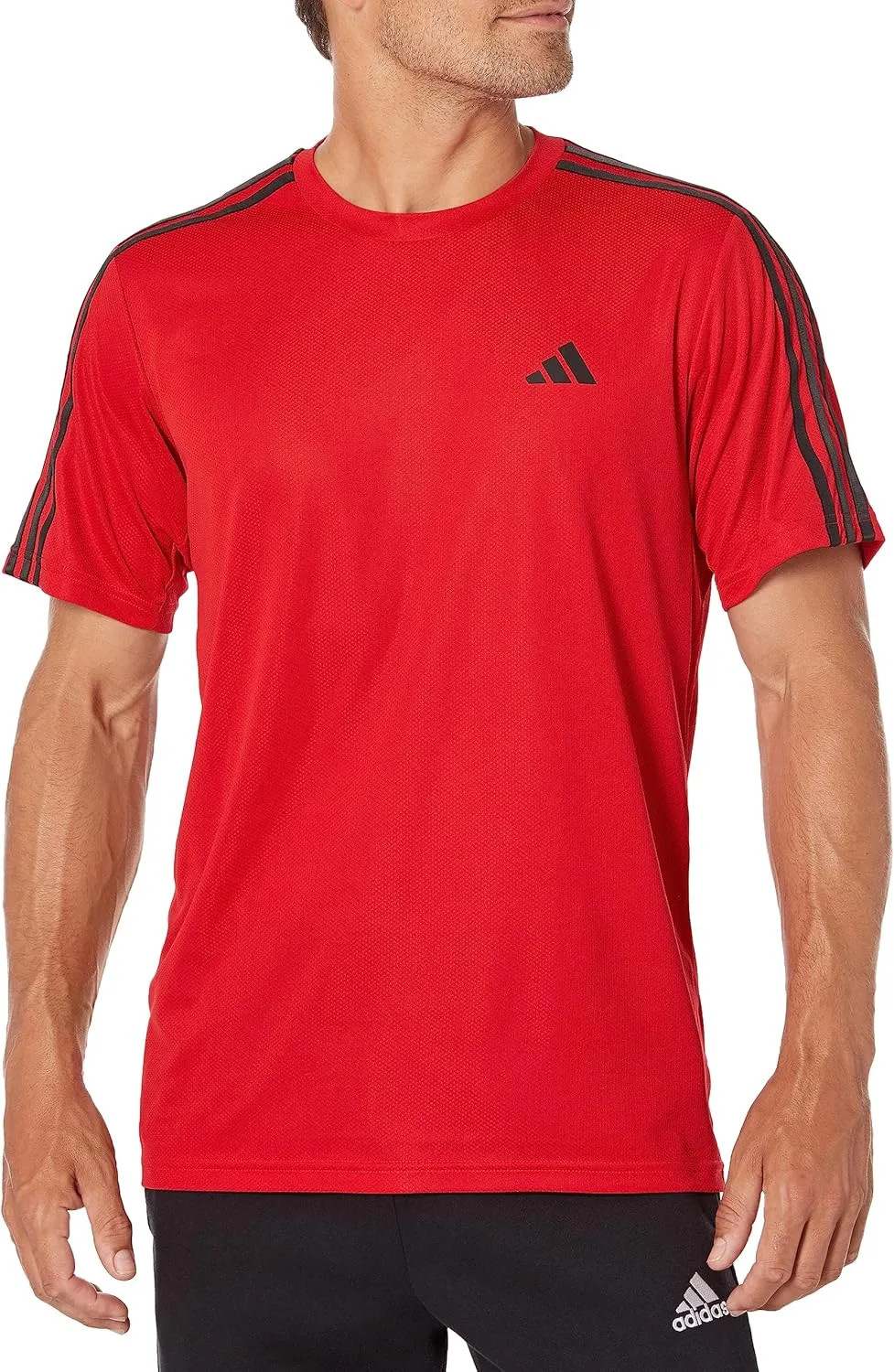 Футболка для тренировок adidas Base 3-Stripes
Футболка для тренировок adidas Base 3-Stripes