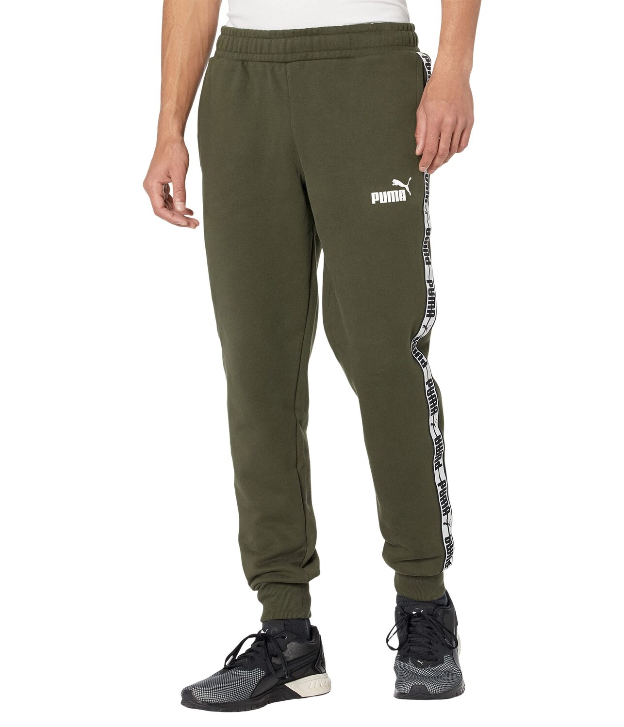 Мужские брюки спортивные Puma Taping Pants Fleece, зеленый
Мужские брюки спортивные Puma Taping Pants Fleece, зеленый