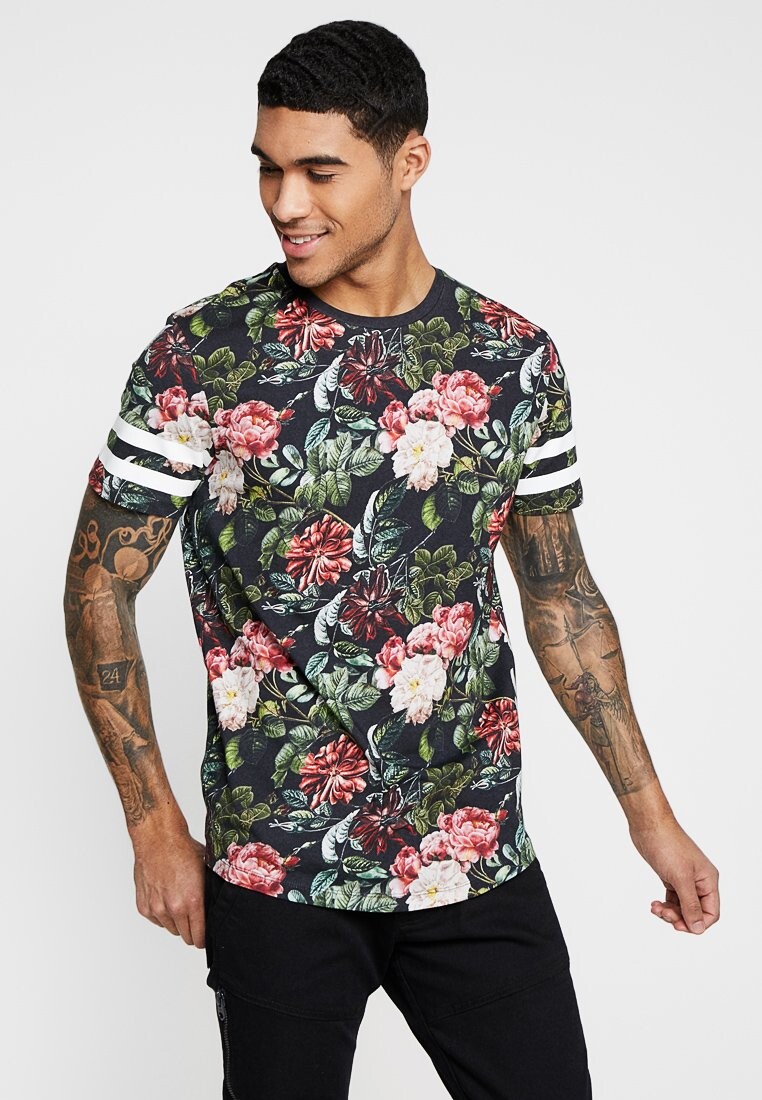 Футболка с принтом JORDIZ TEE CREW NECK Jack & Jones, цвет tap shoe
Футболка с принтом JORDIZ TEE CREW NECK Jack & Jones, цвет tap shoe