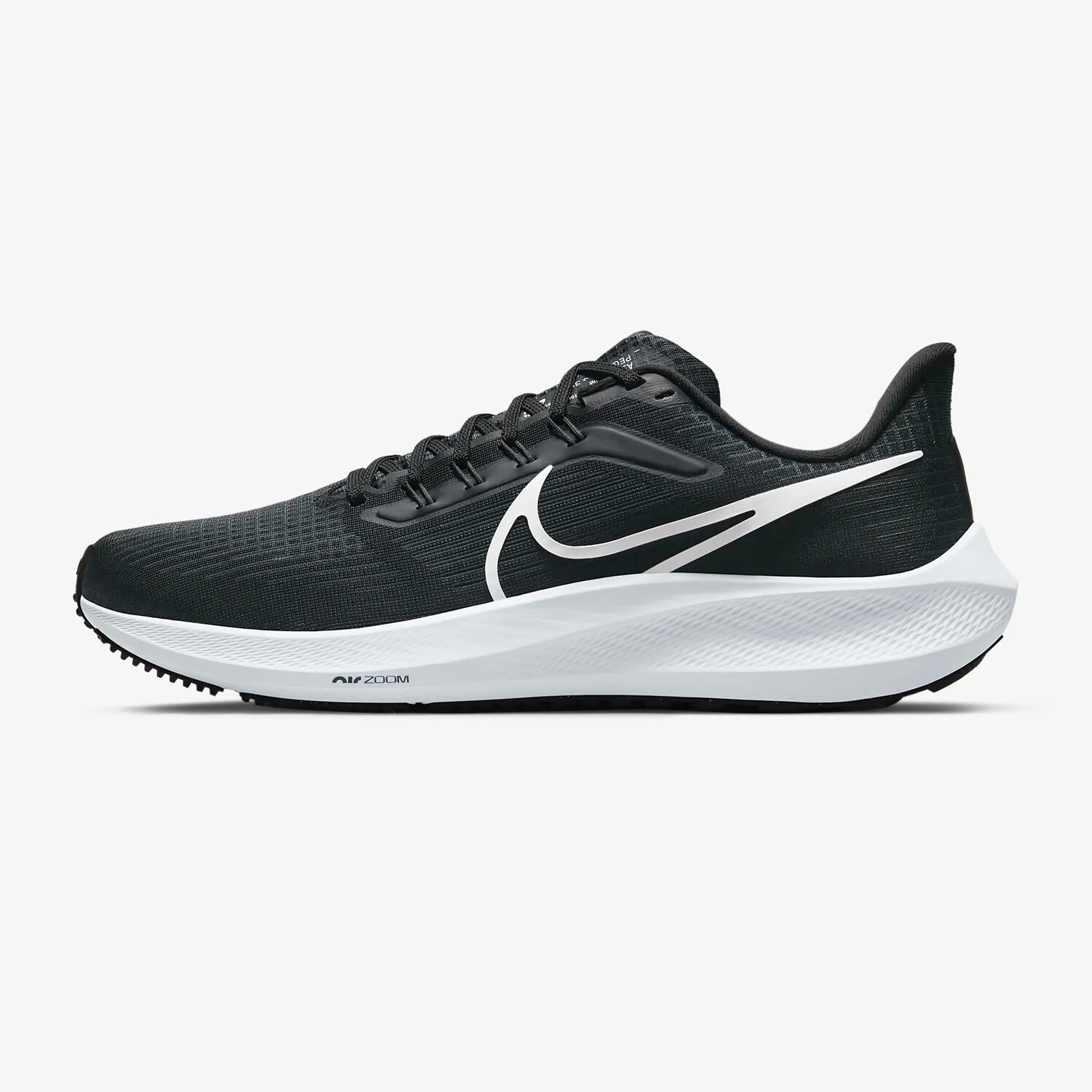Кроссовки Nike Air Zoom Pegasus 39, черный/белый
Кроссовки Nike Air Zoom Pegasus 39, черный/белый