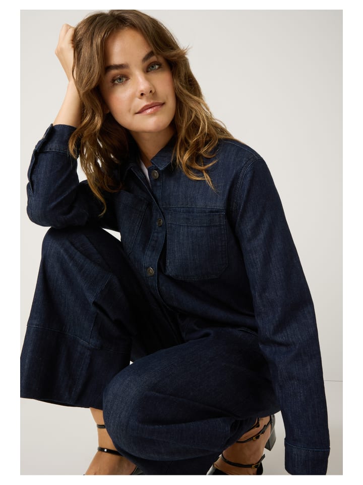 Рубашка из эластичного денима с длинными рукавами, темно-синего цвета. More & More
Рубашка из эластичного денима с длинными рукавами, темно-синего цвета. More & More