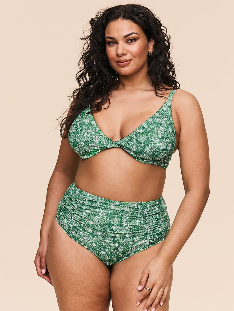 Топ для плавания Pilar с бретелькой через шею Adore Me, цвет ethereal flourish
Топ для плавания Pilar с бретелькой через шею Adore Me, цвет ethereal flourish