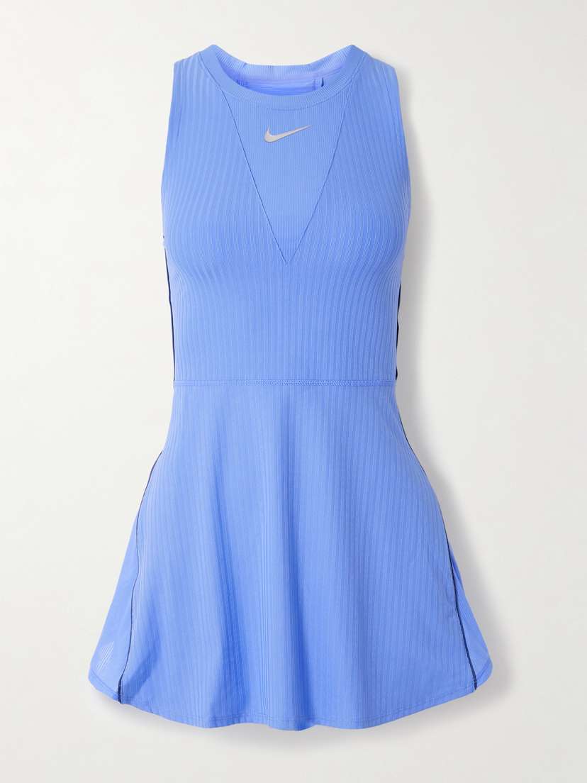 Теннисное платье Nikecourt Slam с сетчатой отделкой и ребристым лифом Dri-Fit Nike, синий
Теннисное платье Nikecourt Slam с сетчатой отделкой и ребристым лифом Dri-Fit Nike, синий