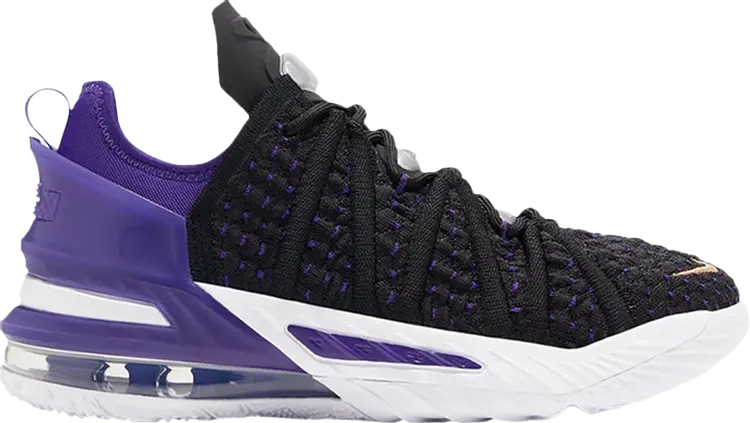 Кроссовки Nike LeBron 18 GS 'Lakers', черный
Кроссовки Nike LeBron 18 GS 'Lakers', черный