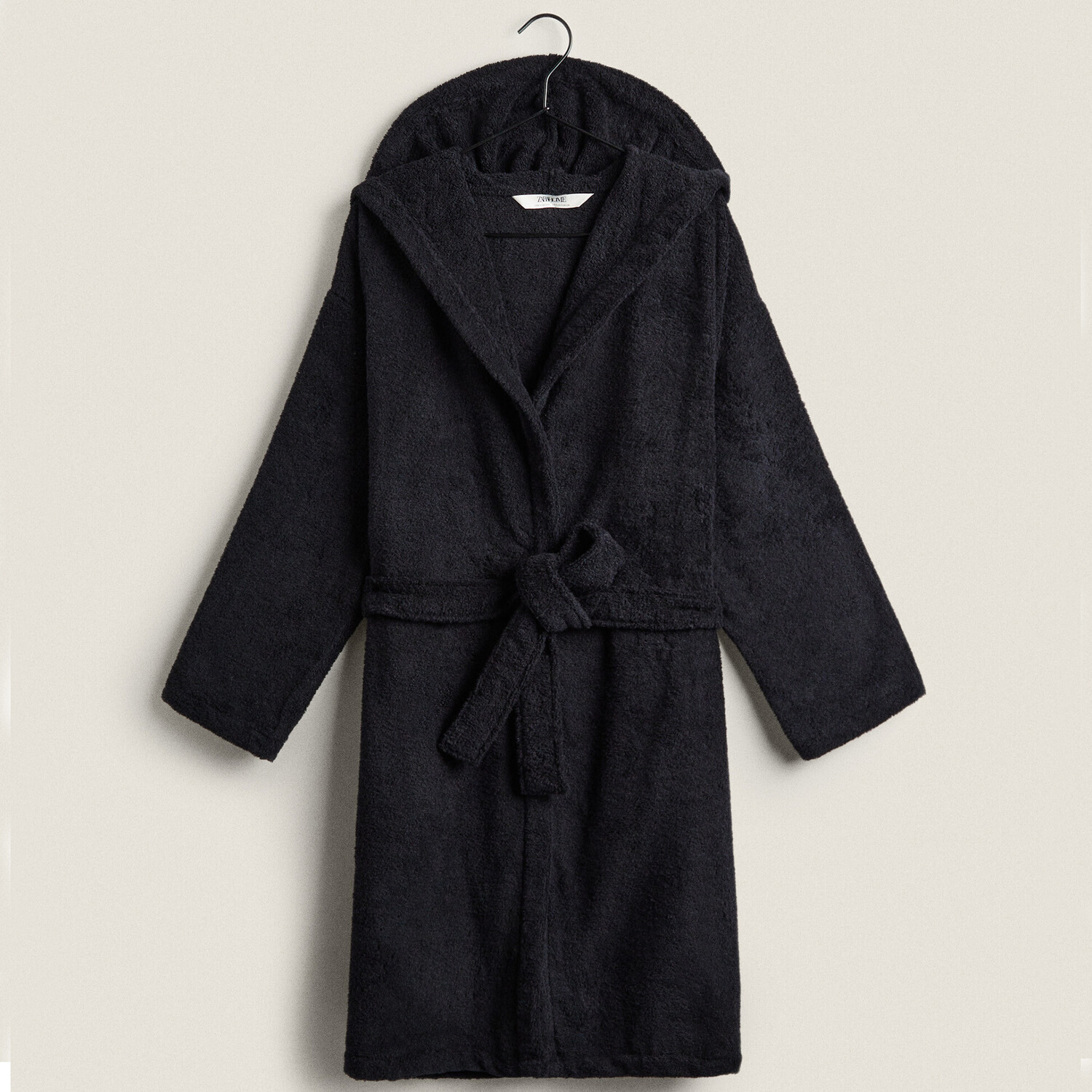 Банный халат Zara Home Hooded, черный
Банный халат Zara Home Hooded, черный