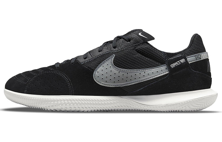 Nike Streetgato Черный Off-Нуар
Nike Streetgato Черный Off-Нуар
