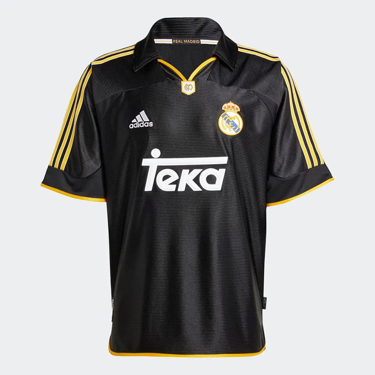 Мужская выездная футболка Real Madrid 99/00 adidas, черный
Мужская выездная футболка Real Madrid 99/00 adidas, черный