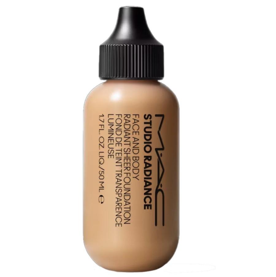 Тональная основа для лица и тела MAC Studio Radiance, оттенок C2
Тональная основа для лица и тела MAC Studio Radiance, оттенок C2