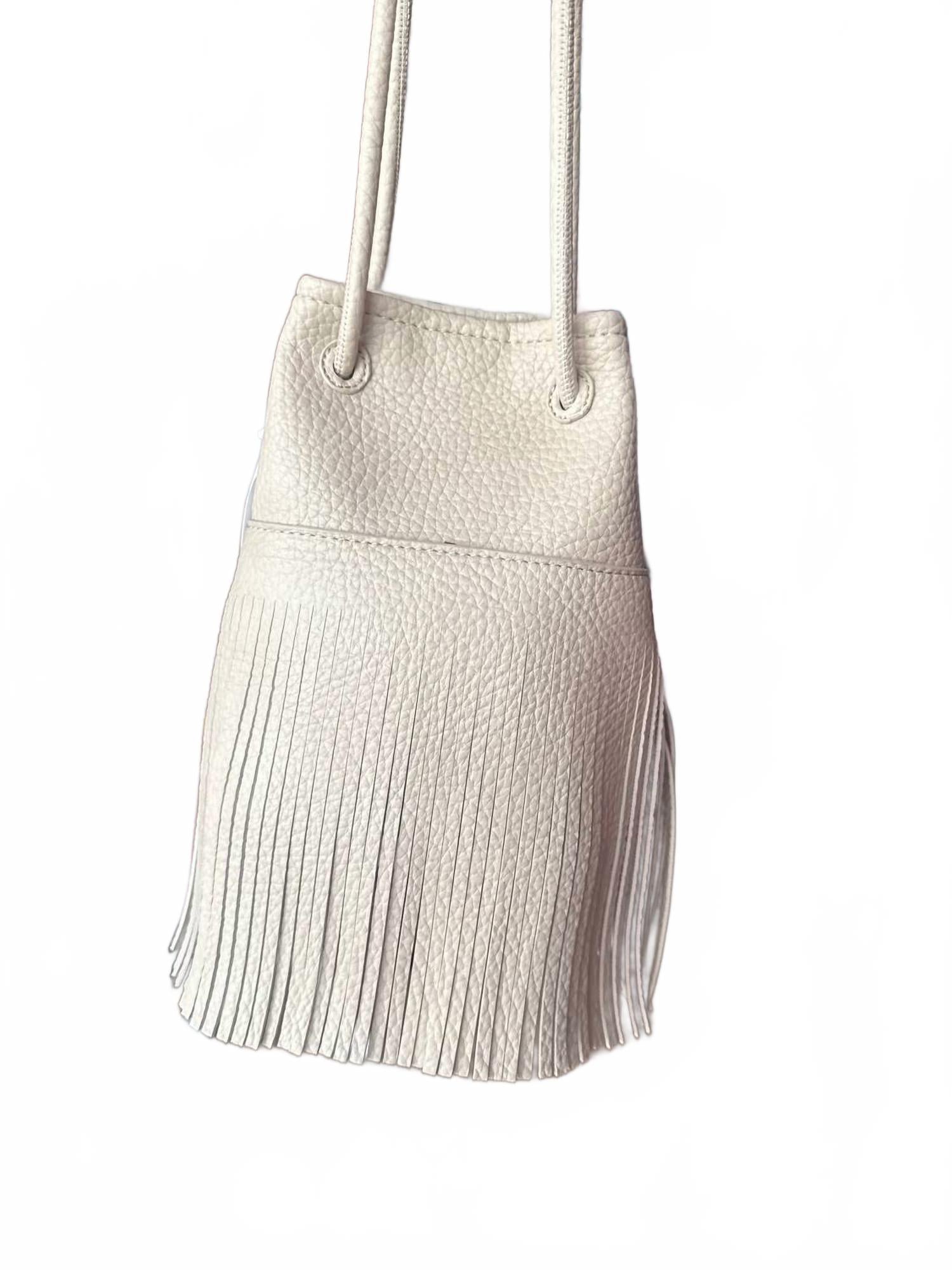 Женская сумка-ведро Monica в цвете кость Most wanted, Bone
Женская сумка-ведро Monica в цвете кость Most wanted, Bone