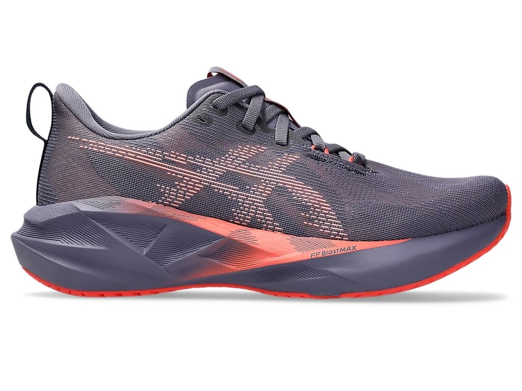 Беговые женские кроссовки Asics Novablast 5, Greyish Purple/Coral Reef, фиолетовый
Беговые женские кроссовки Asics Novablast 5, Greyish Purple/Coral Reef, фиолетовый