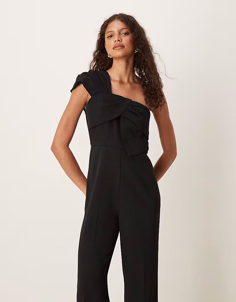 Комбинезон Mango с бантом на одно плечо, черный
Комбинезон Mango с бантом на одно плечо, черный