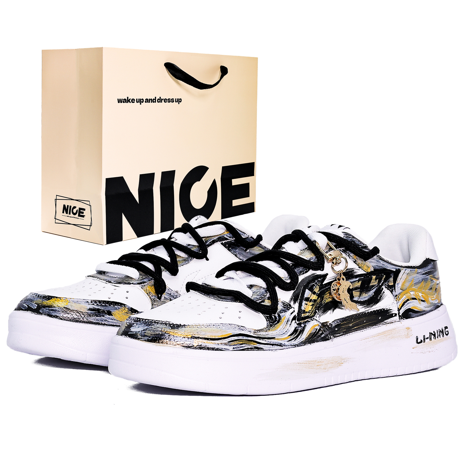 Li Ning Floating Boat устойчивые к истиранию амортизирующие низкие кроссовки для скейтбординга мужские Li-Ning, черный золотой
Li Ning Floating Boat устойчивые к истиранию амортизирующие низкие кроссовки для скейтбординга мужские Li-Ning, черный золотой