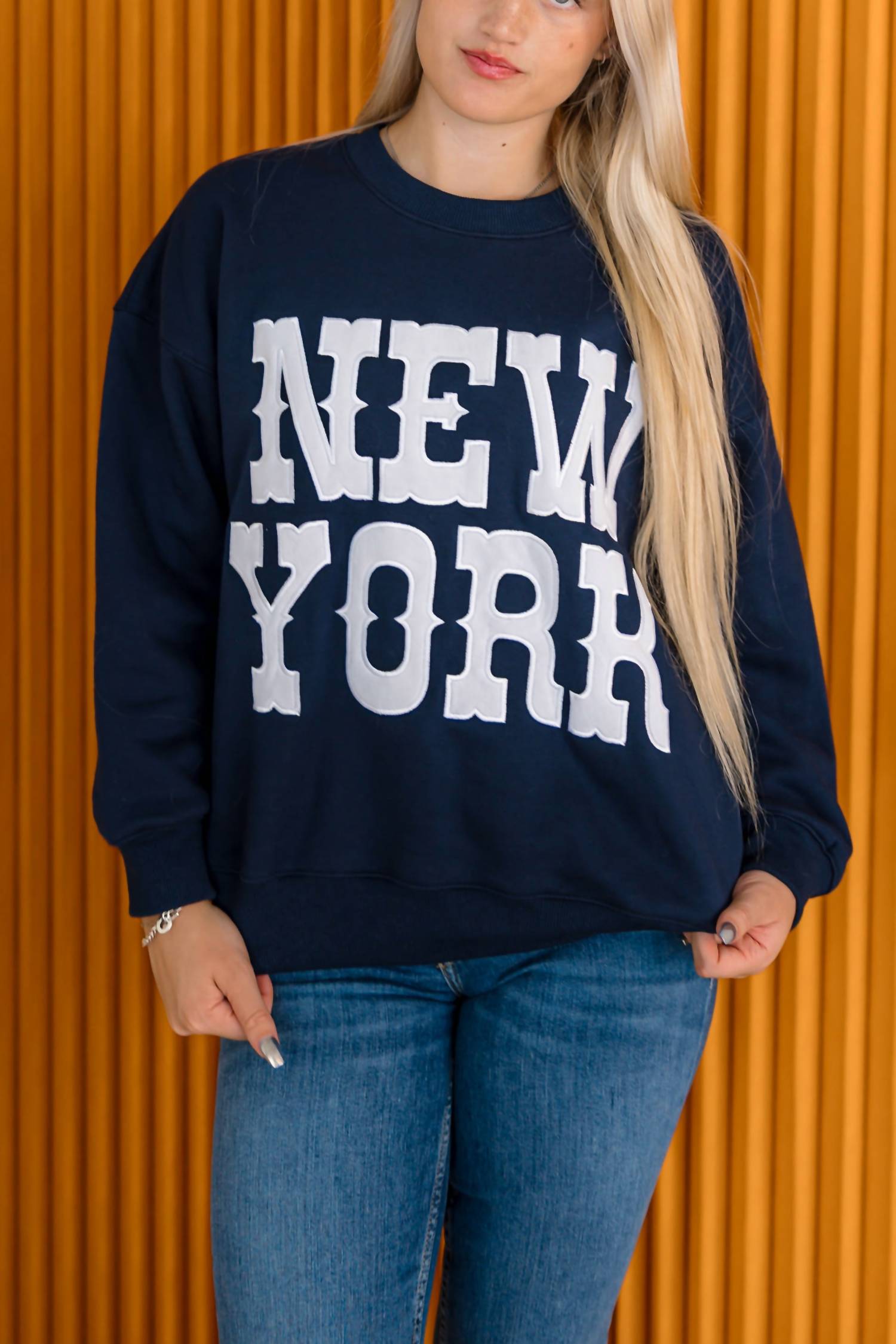 LE LIS Женская толстовка New York Oversized с круглым вырезом, темно-синего цвета, Синий, LE LIS Женская толстовка New York Oversized с круглым вырезом, темно-синего цвета
LE LIS Женская толстовка New York Oversized с круглым вырезом, темно-синего цвета, Синий, LE LIS Женская толстовка New York Oversized с круглым вырезом, темно-синего цвета