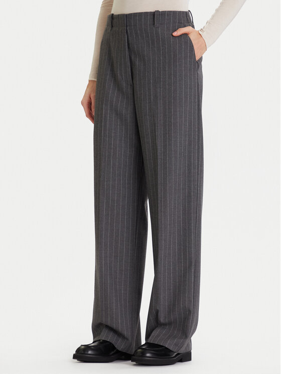 Брюки wide leg WW0WW47550 Tommy Hilfiger, серый
Брюки wide leg WW0WW47550 Tommy Hilfiger, серый