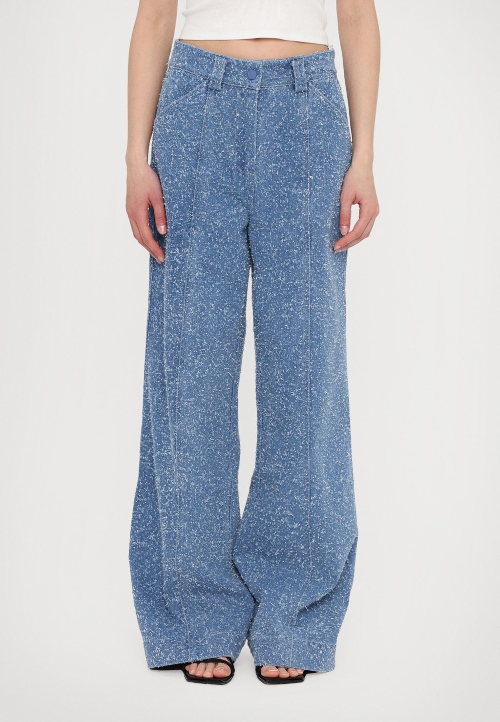 Джинсы свободного кроя CHARLIE Hofmann Copenhagen, деним
Джинсы свободного кроя CHARLIE Hofmann Copenhagen, деним