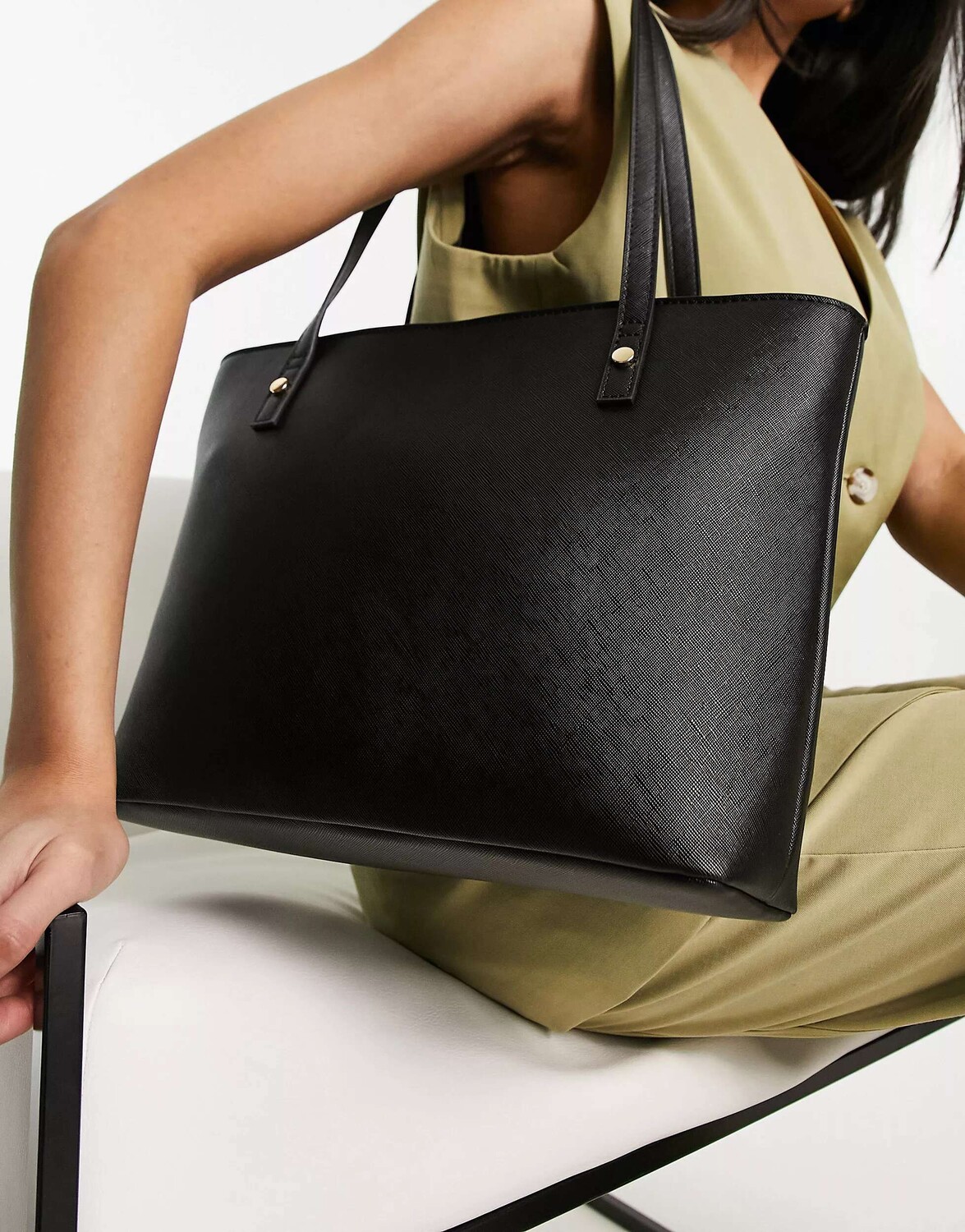 Черная легкая сумка-тоут ASOS, Черный, Черная легкая сумка-тоут ASOS
Черная легкая сумка-тоут ASOS, Черный, Черная легкая сумка-тоут ASOS