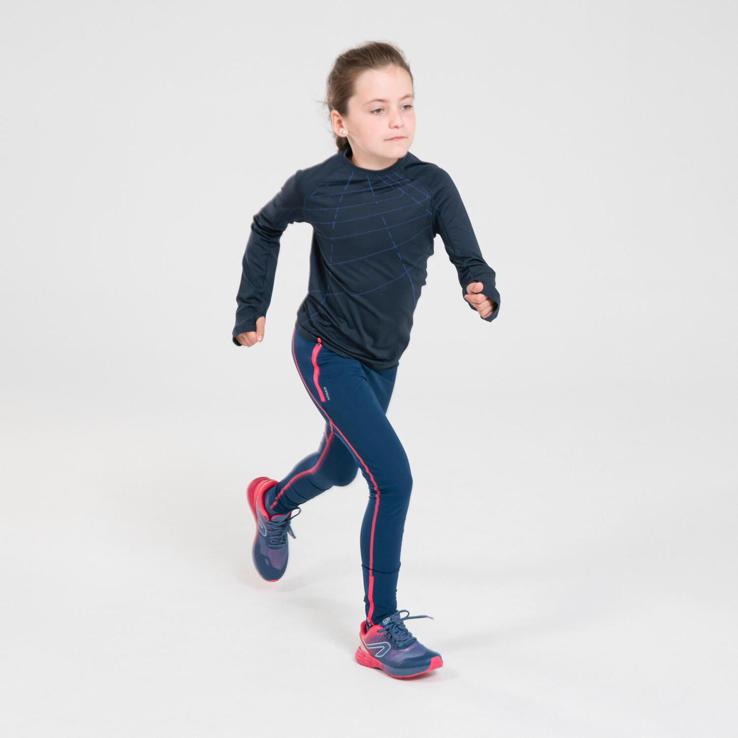 Штаны для бега длинные колготки легкая атлетика дышащие Run Dry+ Kiprun для девочек синий/розовый, синий космос
Штаны для бега длинные колготки легкая атлетика дышащие Run Dry+ Kiprun для девочек синий/розовый, синий космос
