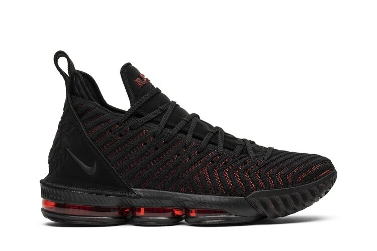 Кроссовки Nike LeBron 16 'Fresh Bred', черный
Кроссовки Nike LeBron 16 'Fresh Bred', черный