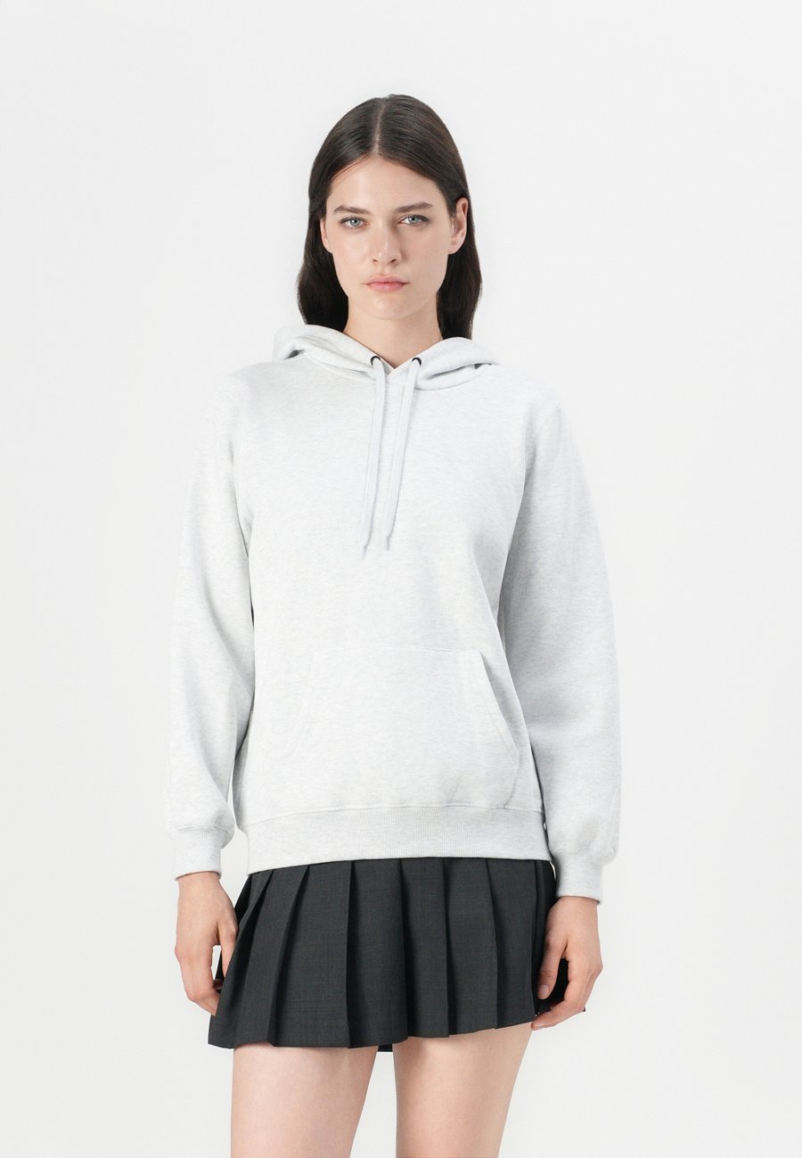 Толстовка ONLY ONLDAZE L/S HOOD SWT NOOS, Light Grey/Mottled Light Grey
Толстовка ONLY ONLDAZE L/S HOOD SWT NOOS, Light Grey/Mottled Light Grey