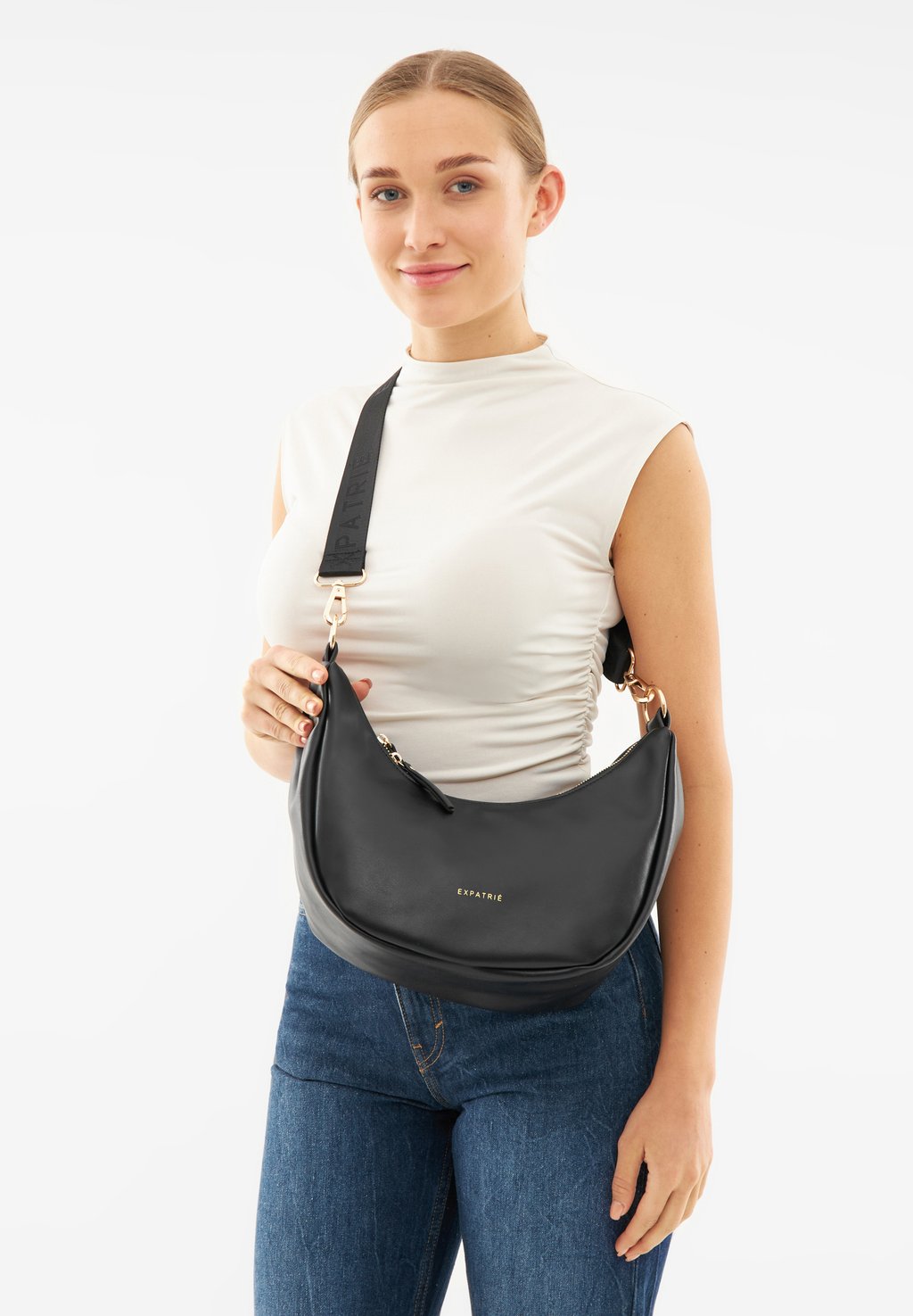 Сумка через плечо LEA MEDIUM Expatrié, металлик черный
Сумка через плечо LEA MEDIUM Expatrié, металлик черный