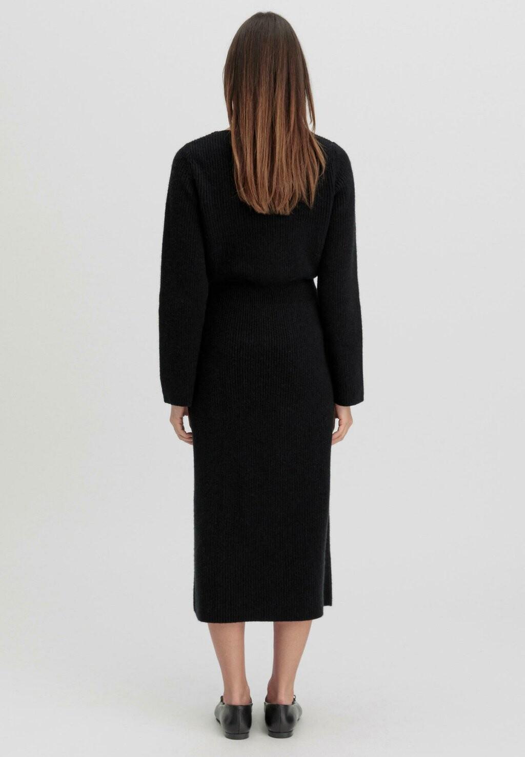 Платье-джемпер MIDI hessnatur, черный
Платье-джемпер MIDI hessnatur, черный