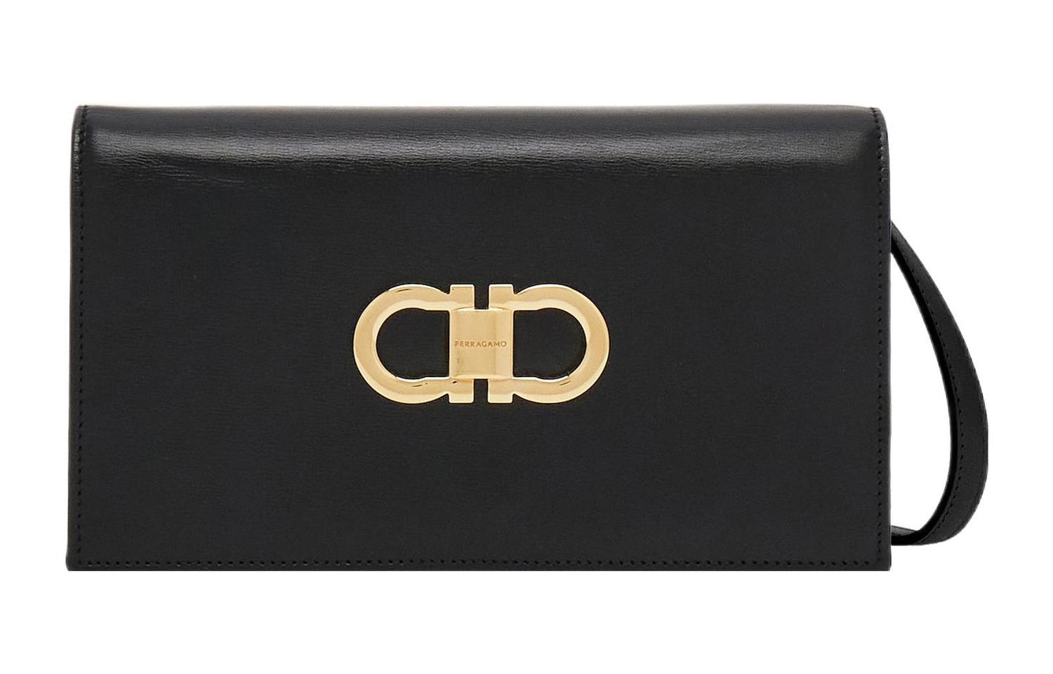 Сумка кроссбоди Ferragamo Palm из кожи, миниатюрная женская сумка через плечо черного и огненно-красного цветов
Сумка кроссбоди Ferragamo Palm из кожи, миниатюрная женская сумка через плечо черного и огненно-красного цветов
