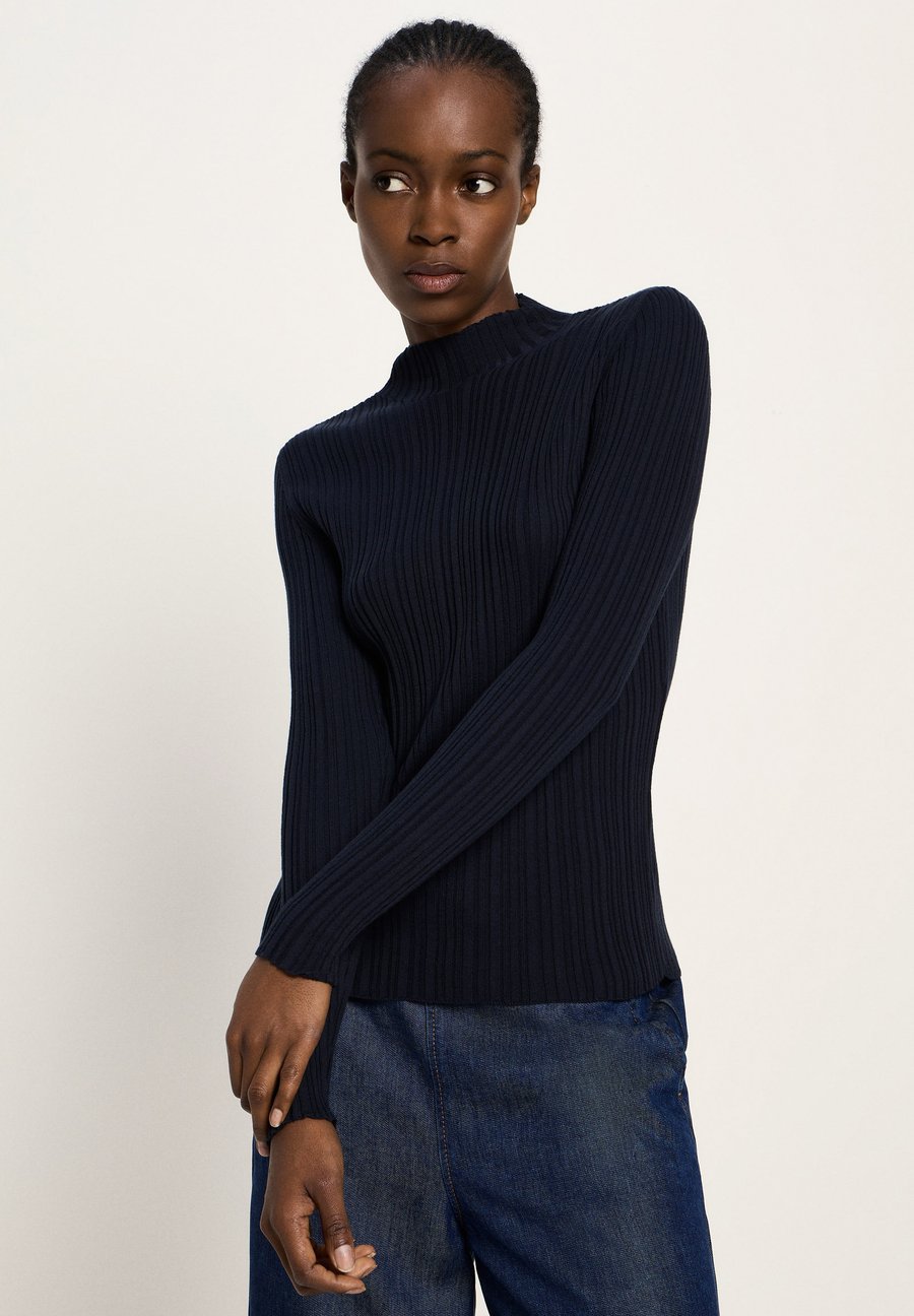 Джемпер LANIUS Jumper, Midnight/Dark Blue
Джемпер LANIUS Jumper, Midnight/Dark Blue