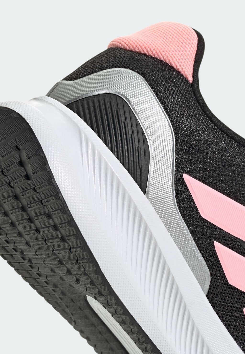 Нейтральные кроссовки FALCON 5 KIDS adidas, черный
Нейтральные кроссовки FALCON 5 KIDS adidas, черный