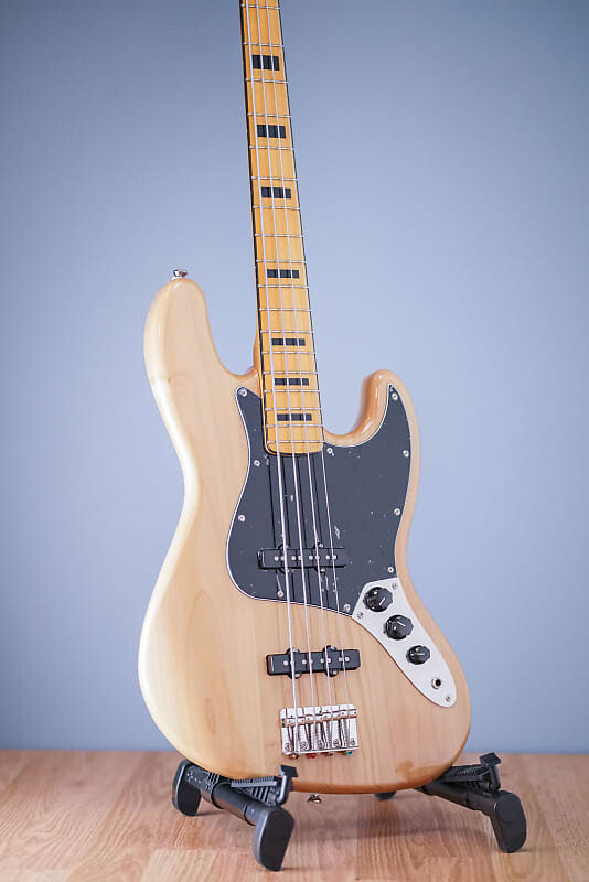 Squier classic vibe '70s jazz bass (натуральный)
Squier classic vibe '70s jazz bass (натуральный)