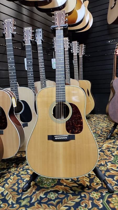 Martin Standard Series HD-28 с LR Baggs Electronics, Коричневый, Martin Standard Series HD-28 с LR Baggs Electronics
Martin Standard Series HD-28 с LR Baggs Electronics, Коричневый, Martin Standard Series HD-28 с LR Baggs Electronics