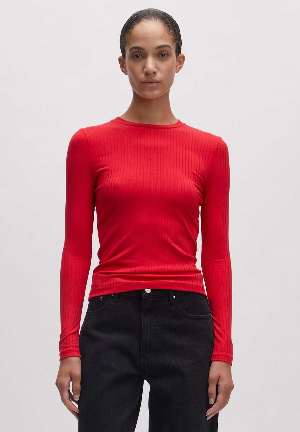 Топ с длинными рукавами GINGER EDITED, красный
Топ с длинными рукавами GINGER EDITED, красный
