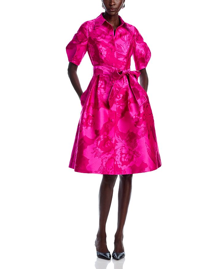 Платье с цветочным тиснением Teri Jon by Rickie Freeman, розовый
Платье с цветочным тиснением Teri Jon by Rickie Freeman, розовый