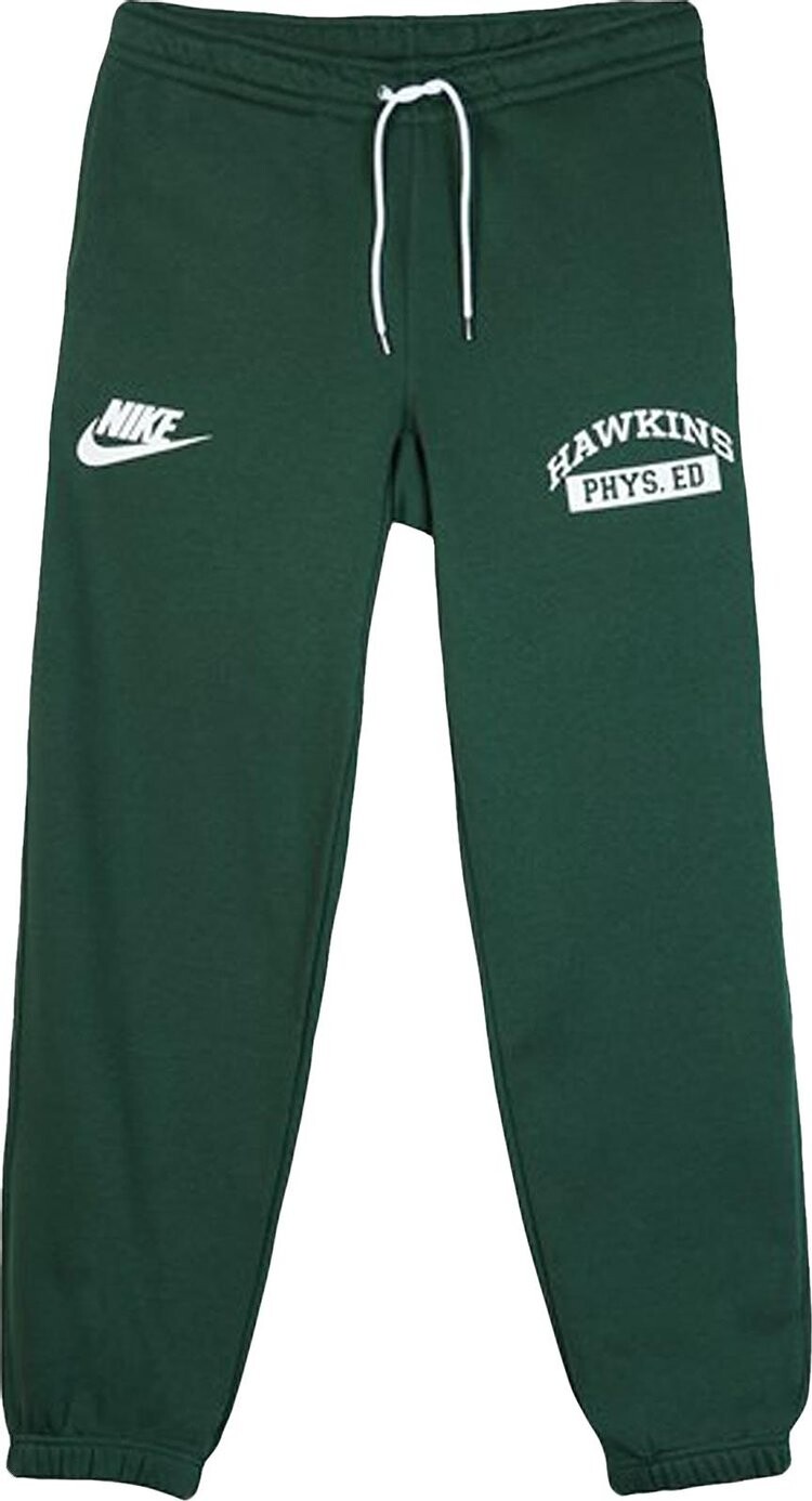 Спортивные брюки Nike x Stranger Things Hawkins High Sweatpant 'Fir/White', зеленый
Спортивные брюки Nike x Stranger Things Hawkins High Sweatpant 'Fir/White', зеленый