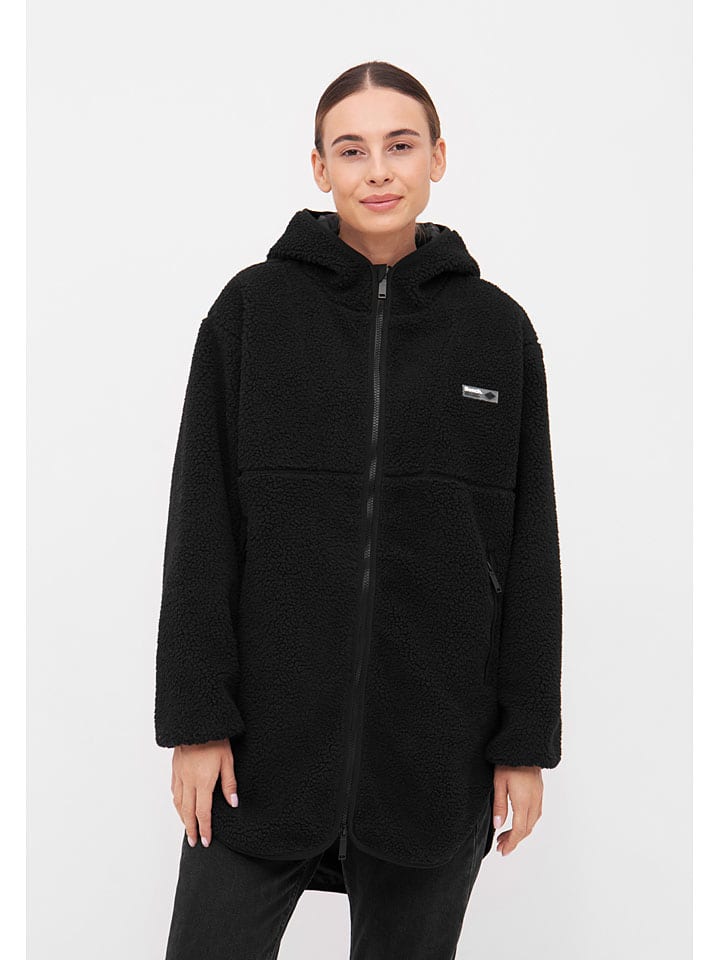 Bench Флисовая куртка "Brilli" черного цвета
Bench Флисовая куртка "Brilli" черного цвета