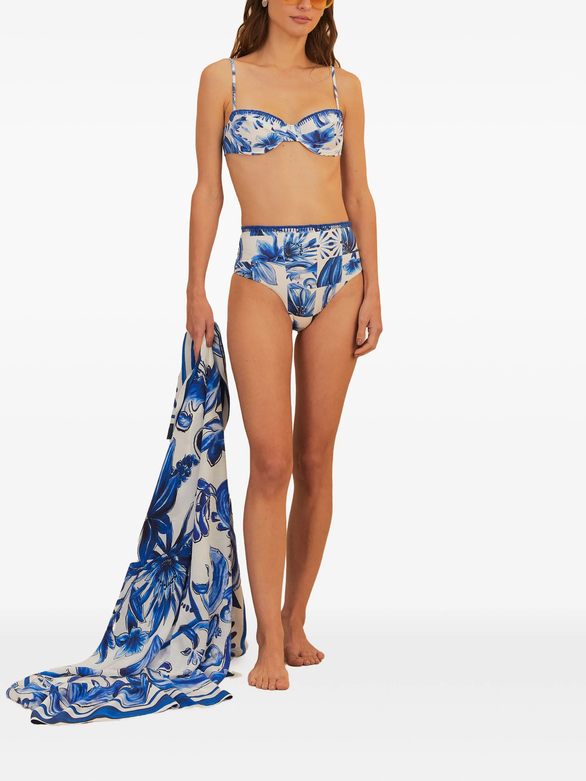 Саронг с цветочным принтом Farm Rio, белый
Саронг с цветочным принтом Farm Rio, белый